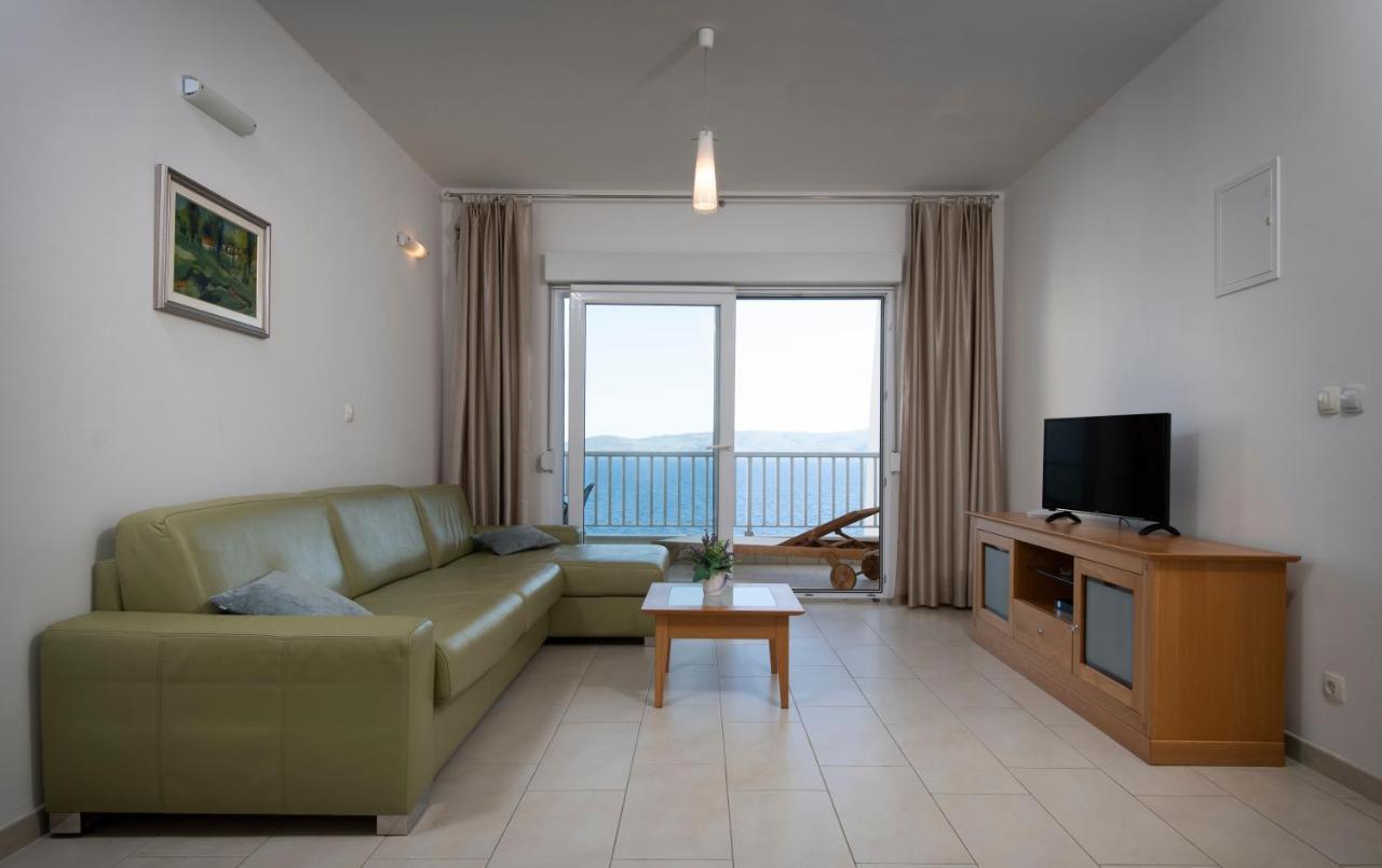 Apartments Vela Sollis Marusici  Eksteriør billede